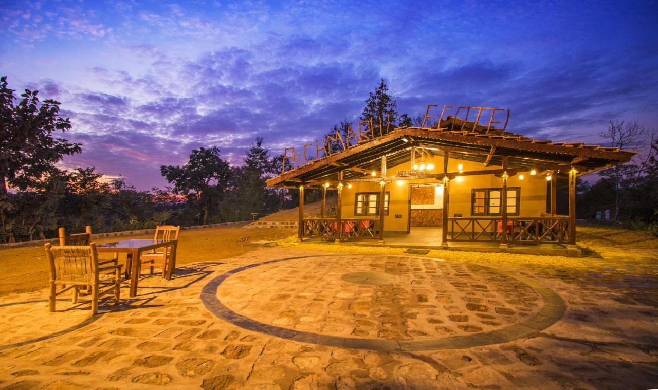Wowstayz Pachmarhi Ecotel Extérieur photo