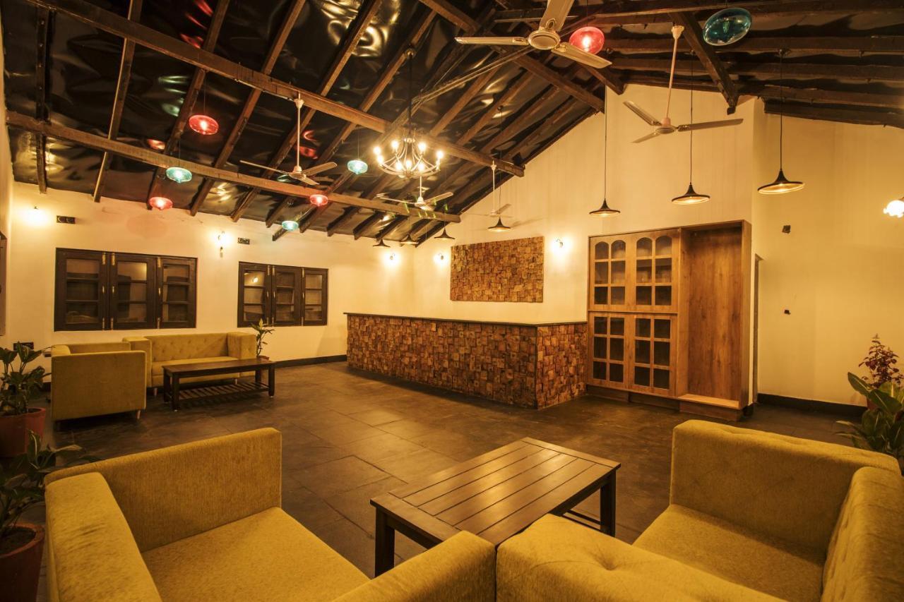 Wowstayz Pachmarhi Ecotel Extérieur photo