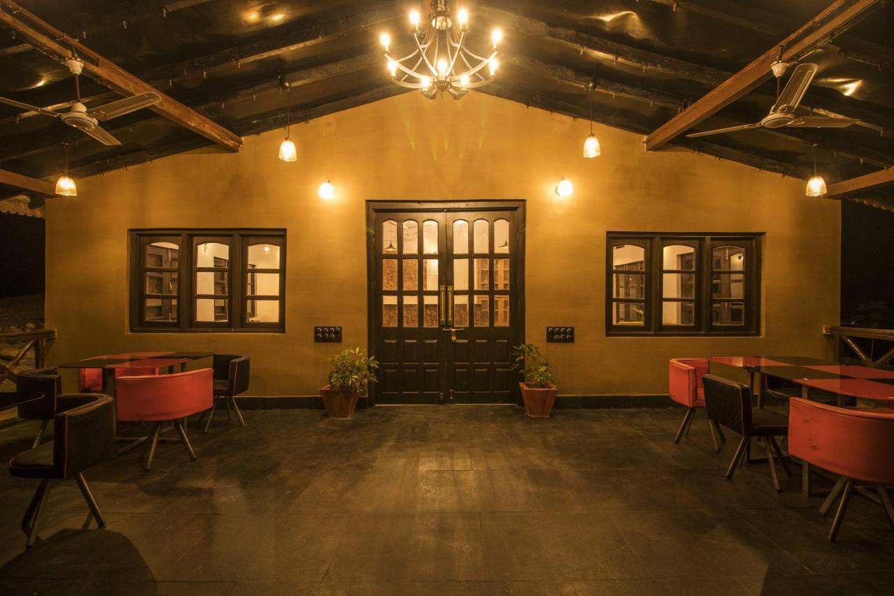 Wowstayz Pachmarhi Ecotel Extérieur photo