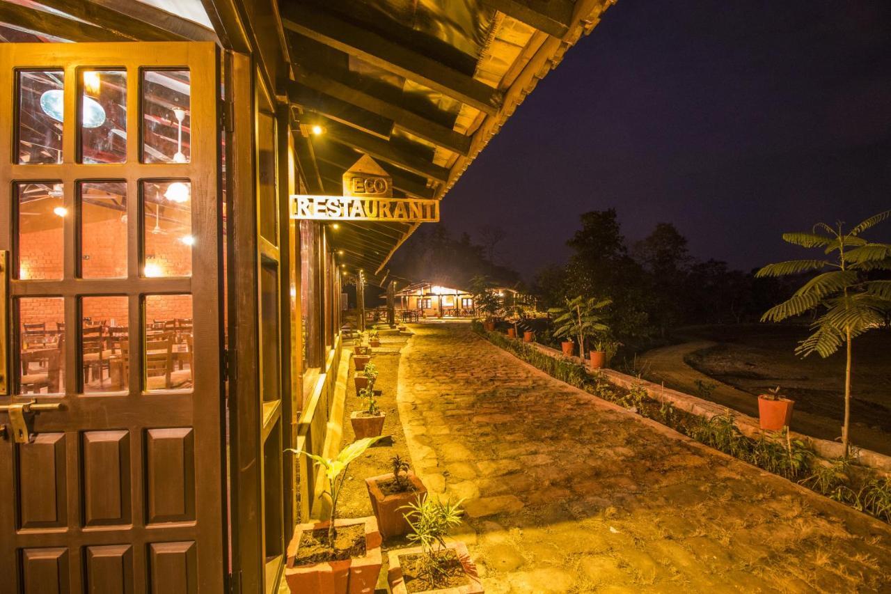 Wowstayz Pachmarhi Ecotel Extérieur photo